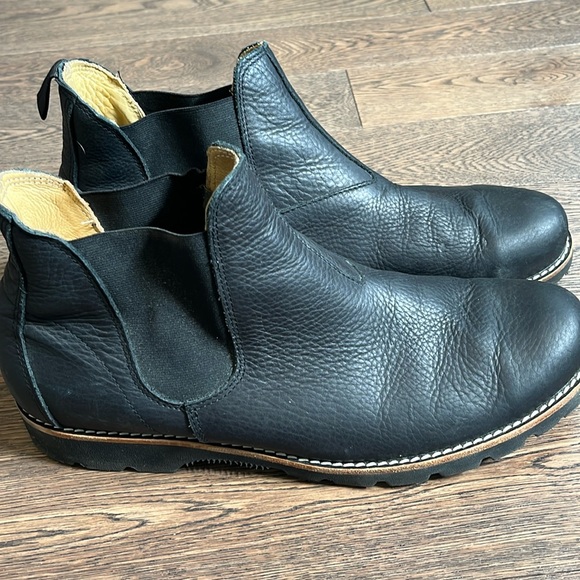ROOTS SUPER-RARE SIZE 13 ANKLE BOOTS WITH ELASTIC SIDES PEBBLED BLACK LEATHER - Picture 1 of 9